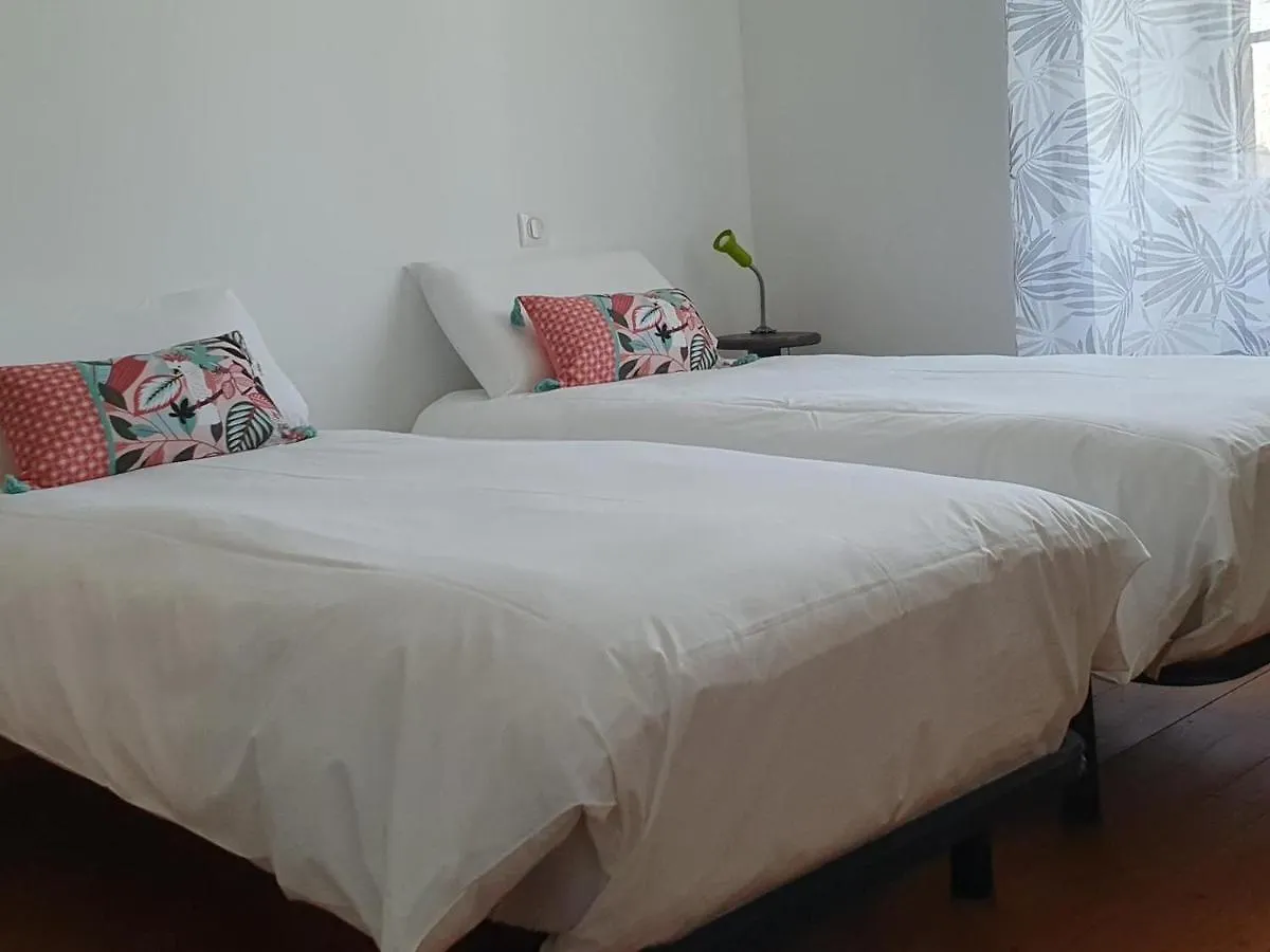 Holiday home Maison 19Eme Renovee Avec Terrasse Et Bornes De Recharge - Fr-1-489-406 Cindre